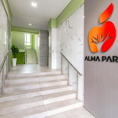 Qazaq Astana Apartments - Almapark Exterior photo
