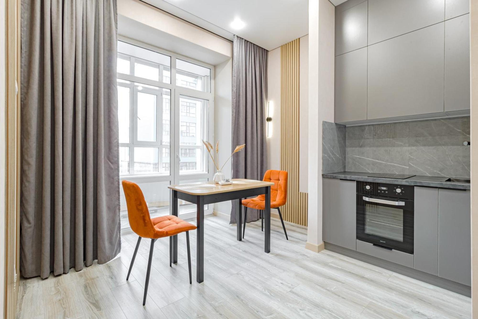 Qazaq - Almapark * Nur-Sultan (Astana)